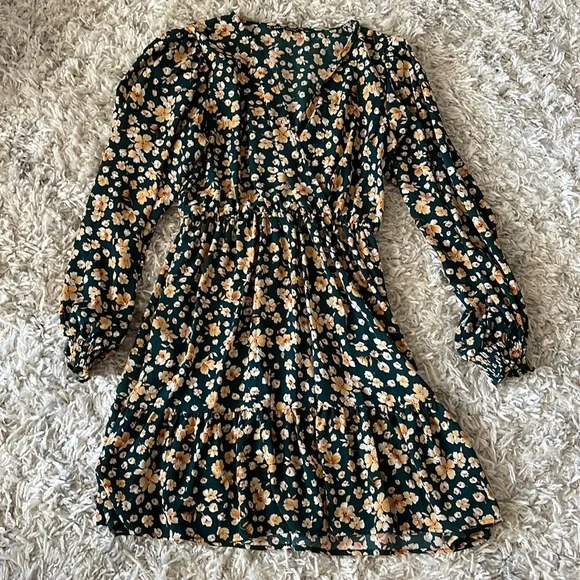 Shein Dresses | Shein Floral Long Sleeve Dress | Color: Green/Yellow | Size: L | Laurenfidm's Closet Shein Dresses | Shein Floral Long Sleeve Dress | Color: Green/Yellow | Size: L | Laurenfidm's Closet